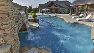 Let Professional Pool Designers Transform Your Outdoor Living Space into a Paradise in Florida